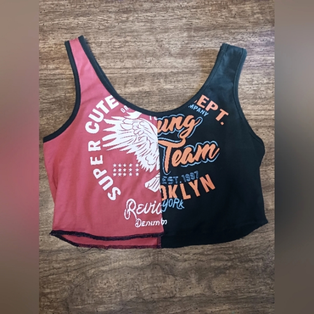 ROMWE LARGE BLACK AND CORAL WOMEN'S CROP TOP🖤